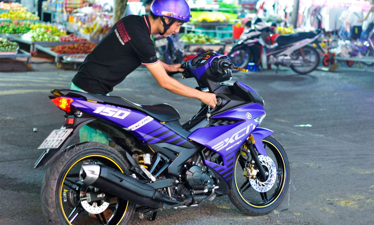 Dè Fz Gắn Cho Exciter 150 Sành Điệu | Chợ Moto - Mua bán rao vặt xe moto  pkl xe côn tay moto phân khối lớn moto pkl ô tô xe hơi