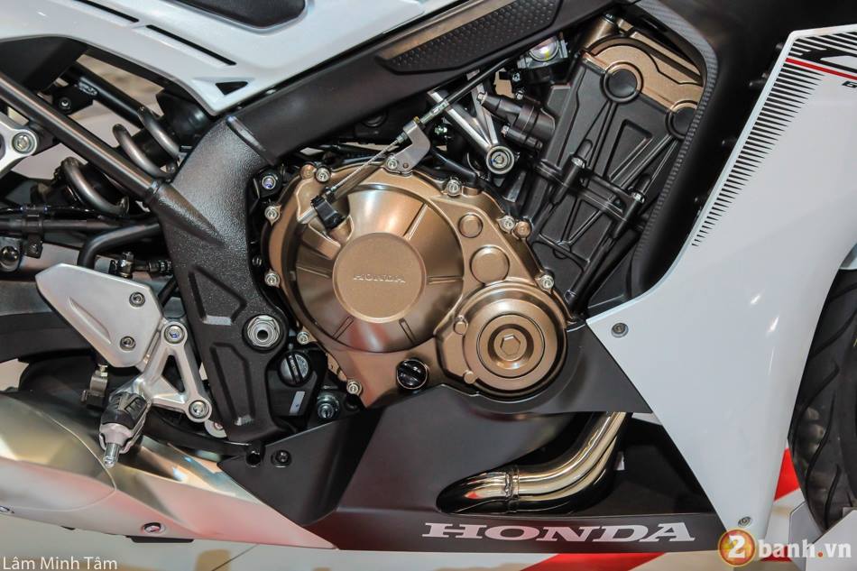 650cc Sportbike 2017 của HONDA Cuốn Hút Ma Mị tại VMCS 2017