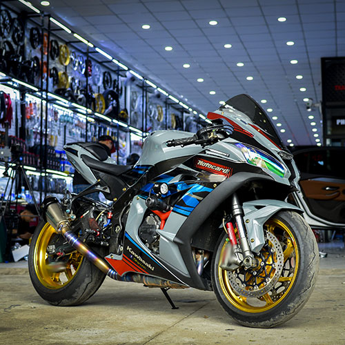 Siêu mô tô Kawasaki Ninja ZX10R 2018 màu độc cập bến Việt Nam giá bán 549  triệu Đồng