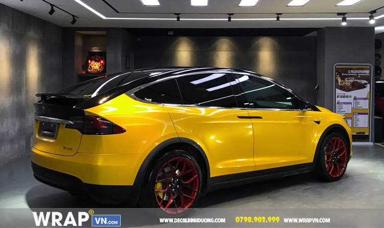 wrap-car-high-glossy-yellow-metallic