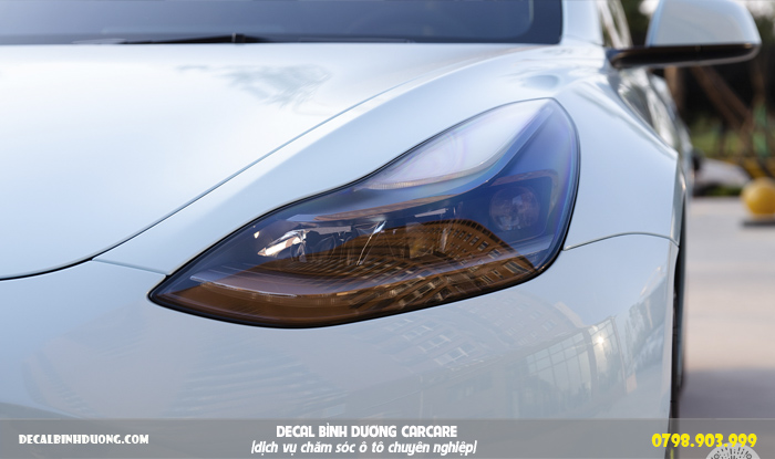 wrap-doi-mau-o-to-tesla-model-3-xanh-lam-glacier
