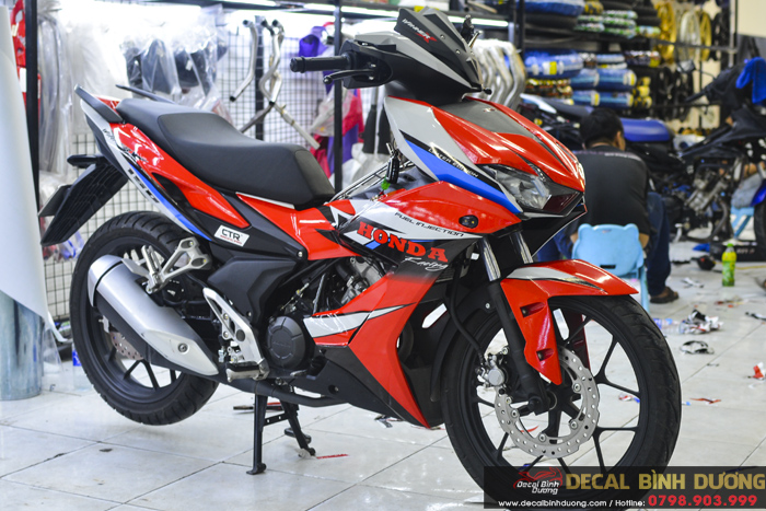 Ngắm Honda Winner X 2022 màu đỏ đen xanh giá 4999 triệu đồng  Tạp chí  Doanh nghiệp Việt Nam