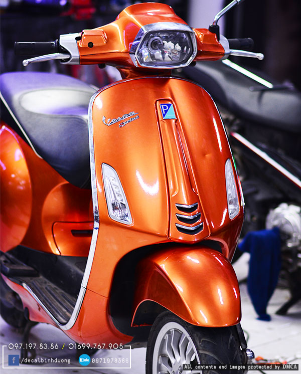 Tem xe Vespa đẹp nhất gam màu cam