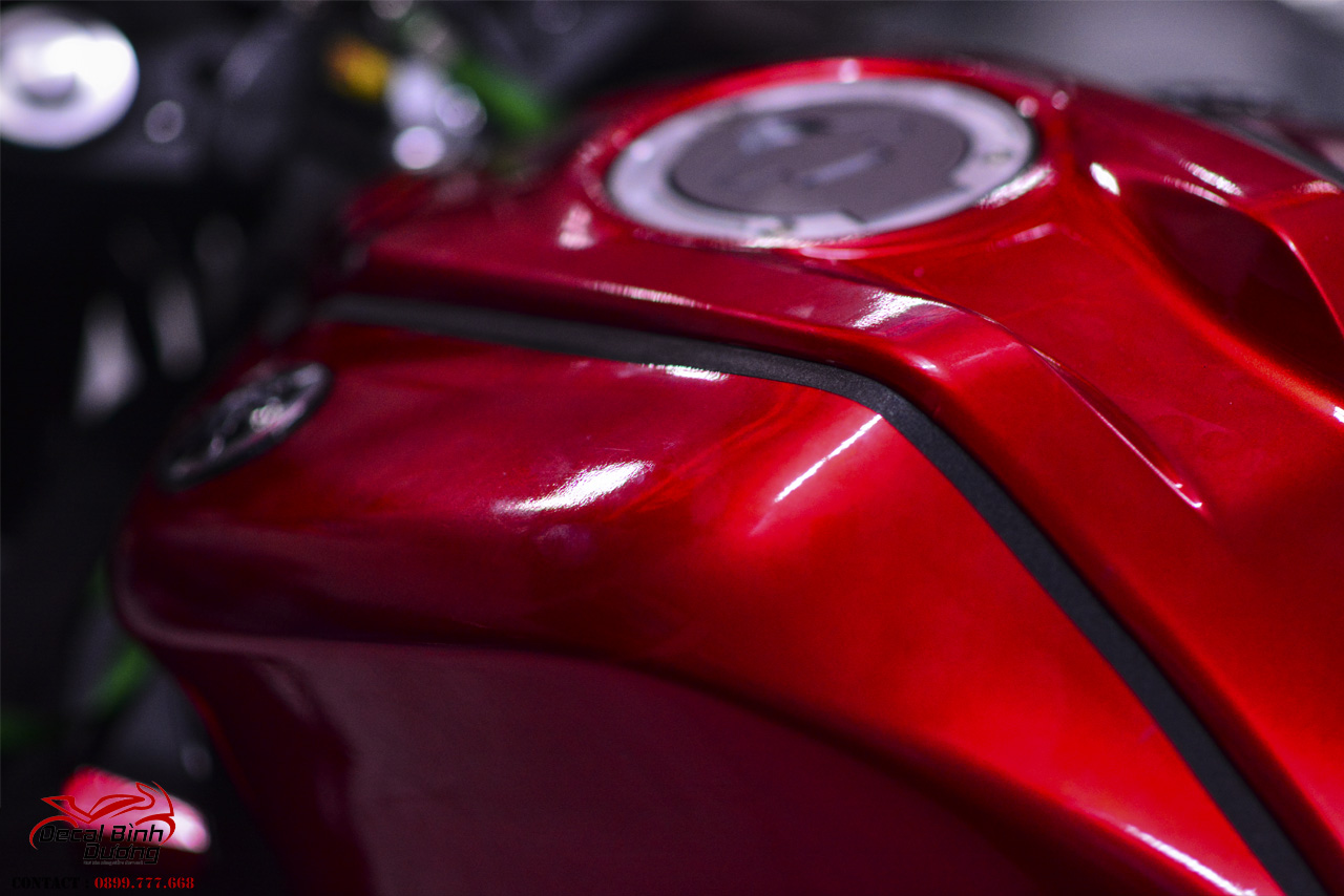 Tem Xe Yamaha R15 Trắng Đỏ Đen Bắt Mắt