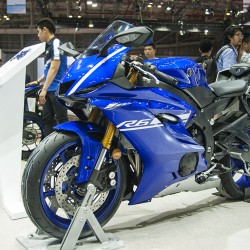 Lộ diện chi tiết Yamaha YZF-R6 2017 đầu tiên tại Việt Nam